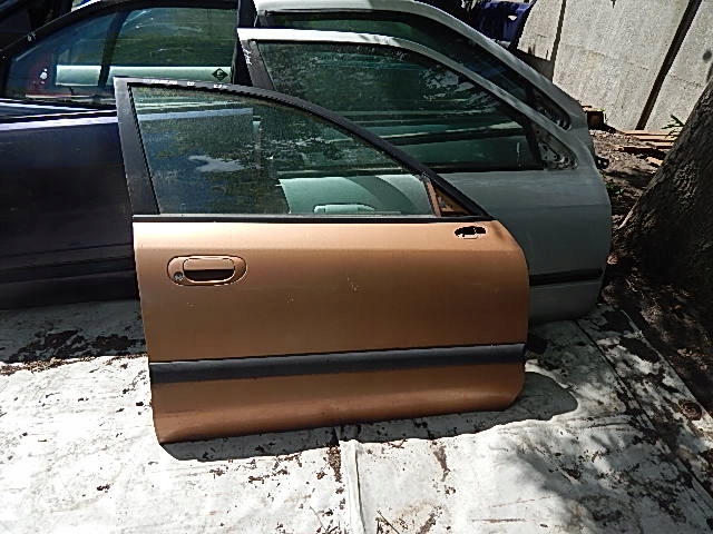 фото №1, Двері передні праве mitsubishi carisma 95-06 k80