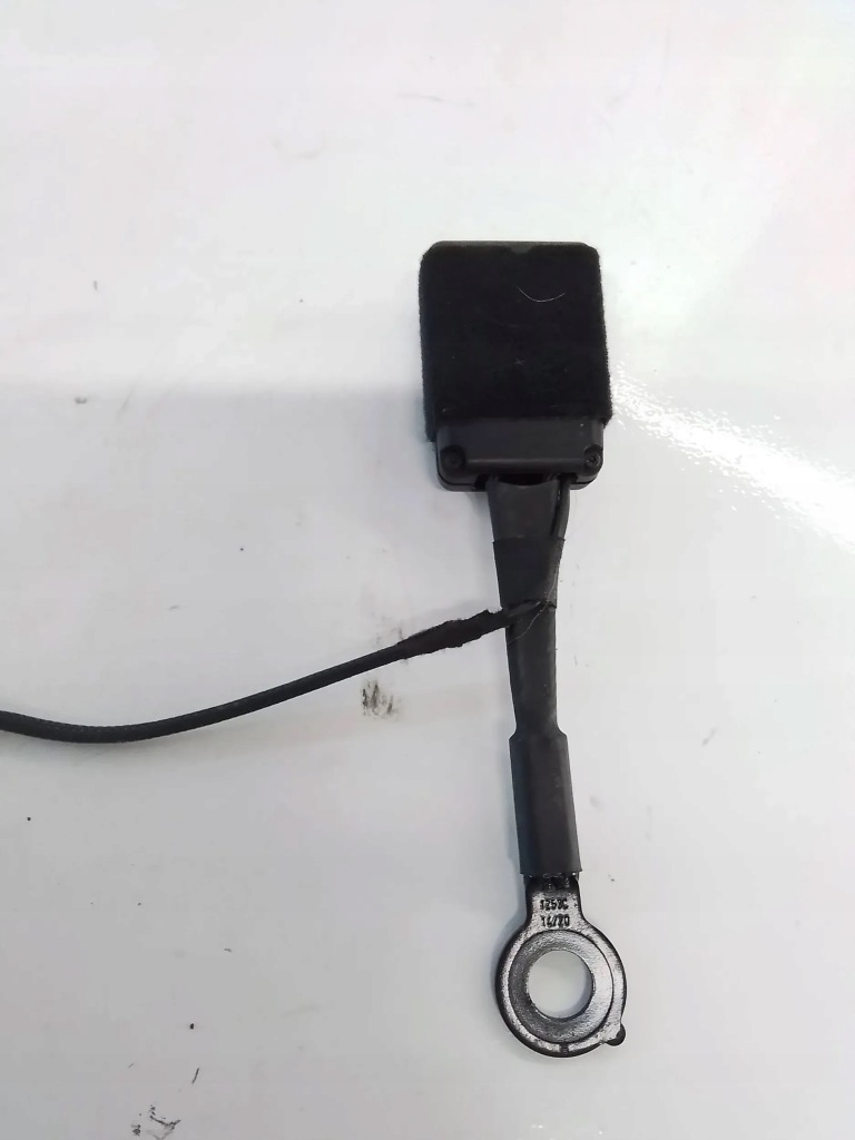 фото №1, Opel corsa f пряжка передний поперечина безопасности 6350543