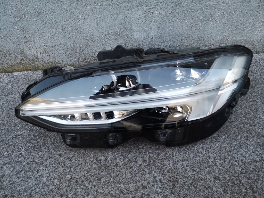 фото №1, Volvo v90 s90 v-90 s-90 full led лівий