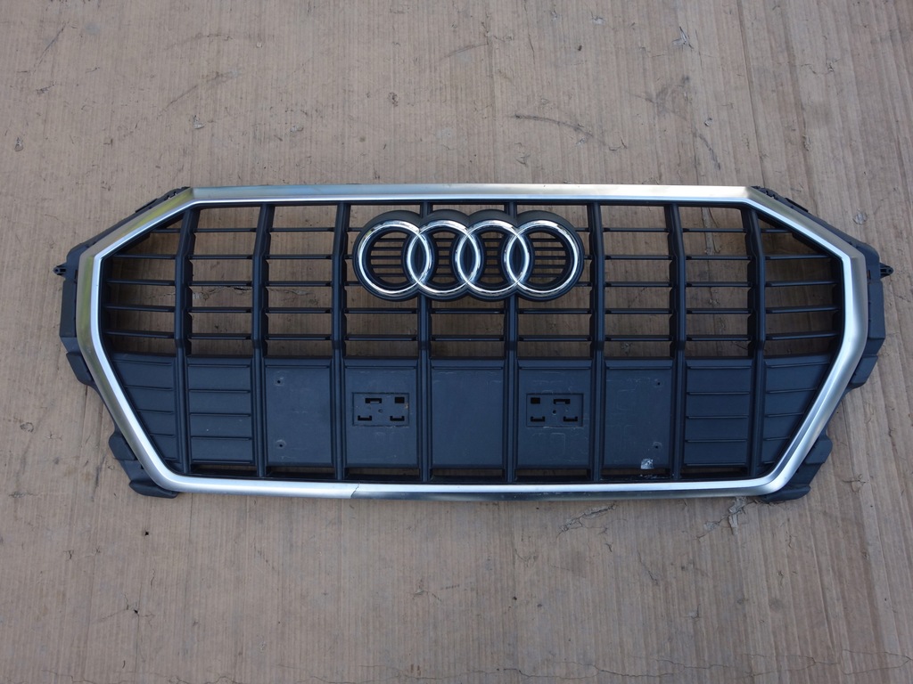 фото №1, Audi оригінальний номер 83a853651a решітка радіатора