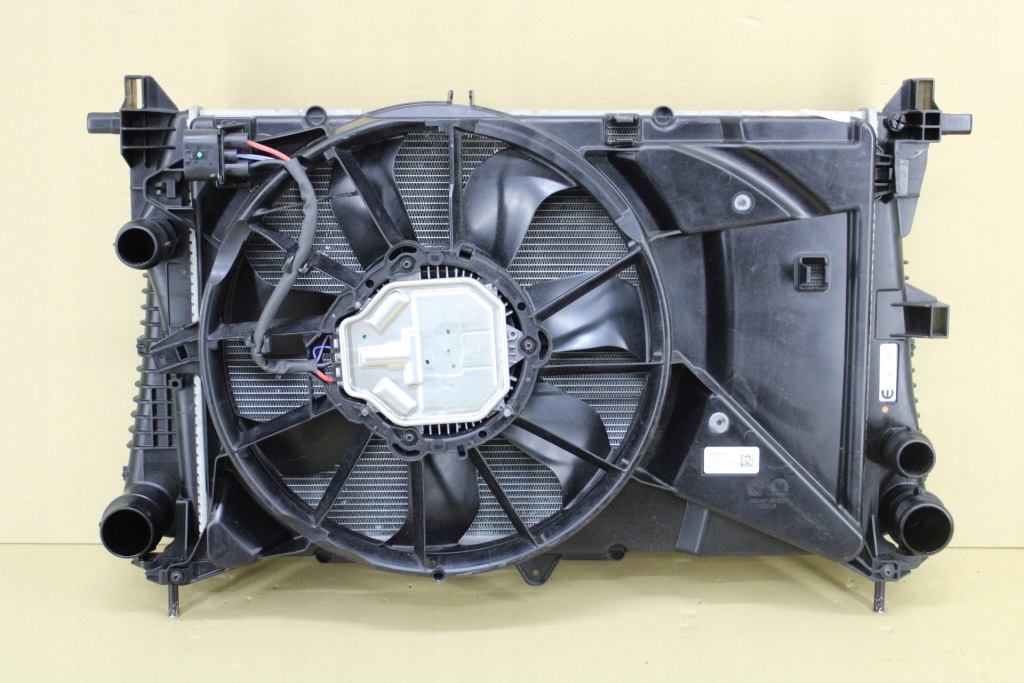 фото №1, Комплект радиатор jeep renegade 14- 2.0 multijet