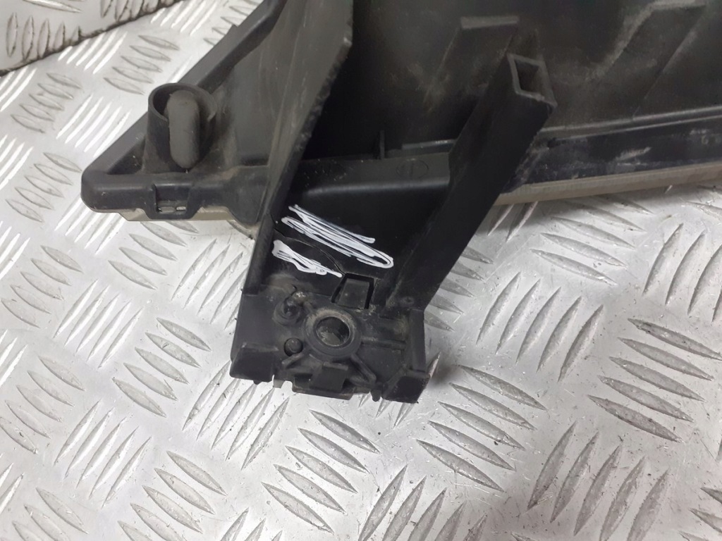 фото №2, Лампа правая передняя mazda 2 dy