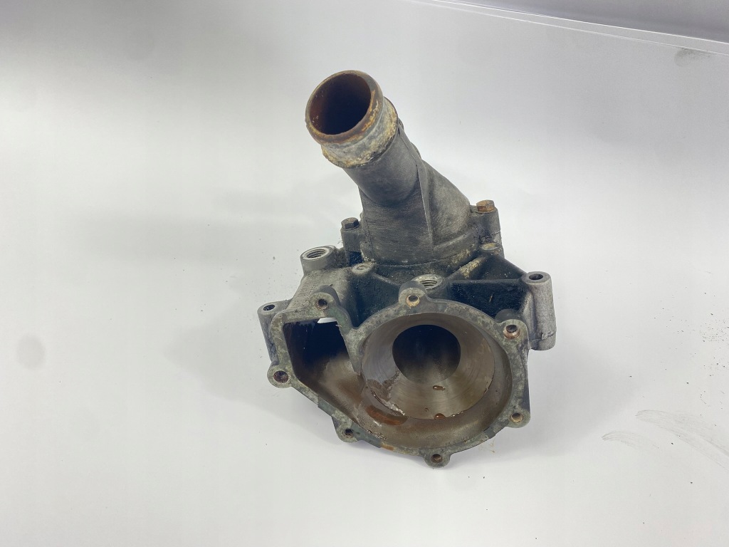 Корпус термостата патрубок водяной mercedes w124 6012010301 200d 250d 300d Киев