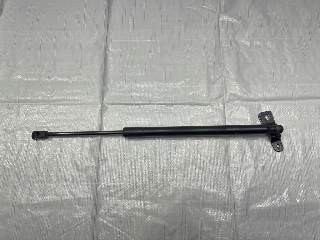 фото №1, Jeep compass ii амортизатор привід кришки 68250004ac