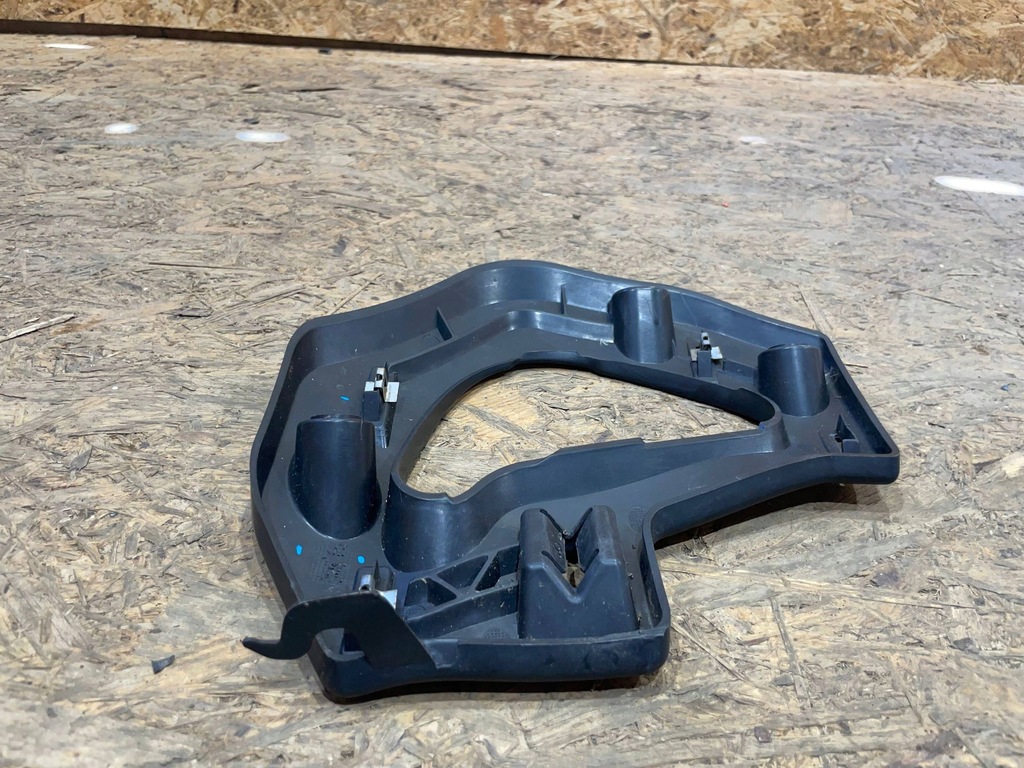 фото №7, Renault zoe 12-19 напрямна кронштейн кронштейн бампера правий перед передній