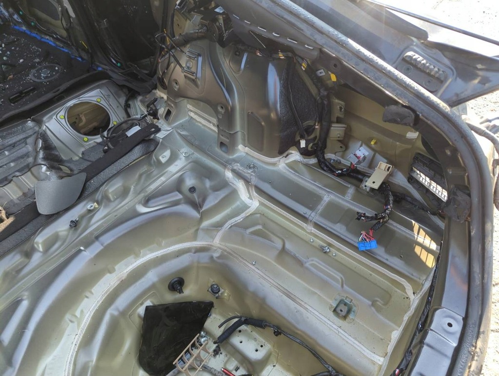 фото №8, Кузов чверть kia stinger