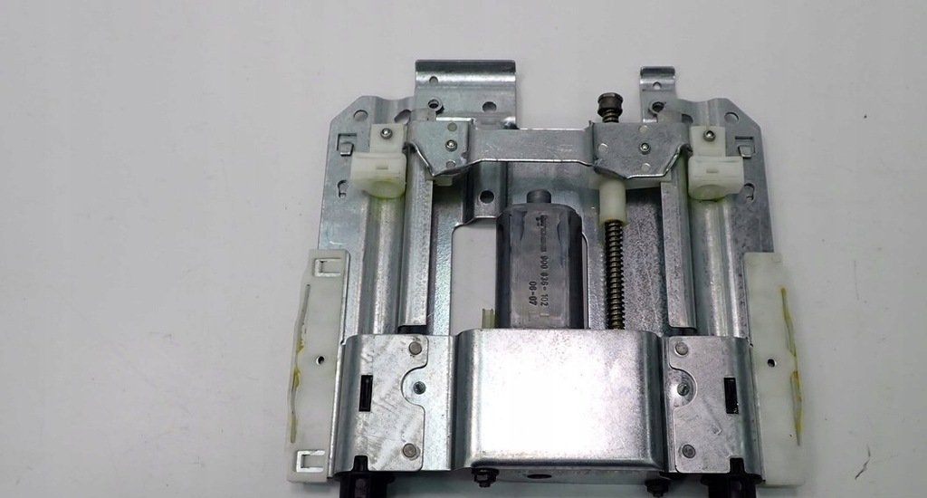 фото №8, Механизм сиденье подголовник audi a8 d3 4e 0130002909