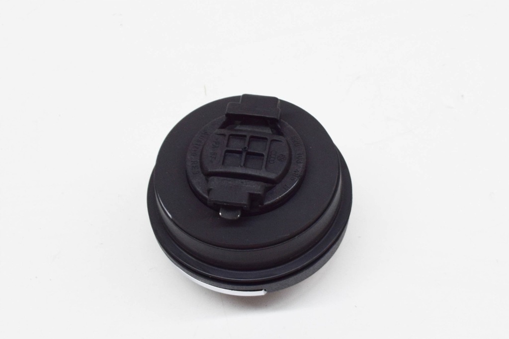 фото №6, Кришка заливної оливи audi r8 a3 a4 a6 a8 vw golf passat 420103485b новий