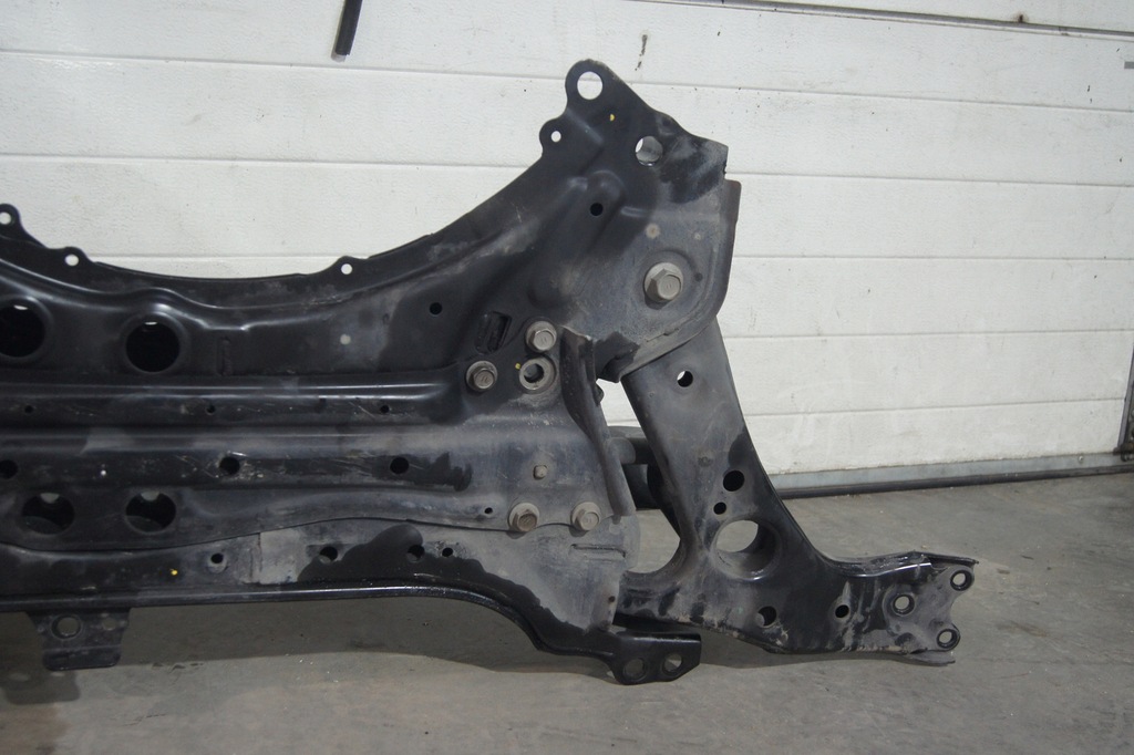 фото №8, Підрамник підрамник перед toyota auris 1.8 hybrid