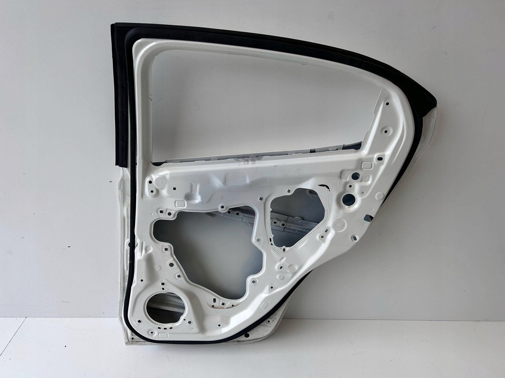 фото №4, Mazda 2 15- дверь правое задняя da6c72010 оригинал