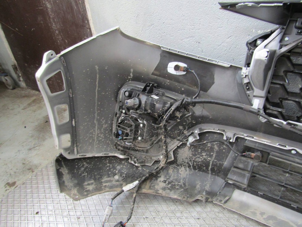 фото №11, Sx4 s-cross ii 23r бампер перед передний kompletny zcc 71711-63t