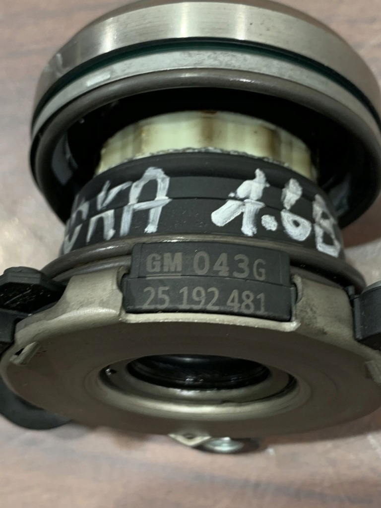 2014 opel mokka підшипник випускне 043g25192481 в Україні
