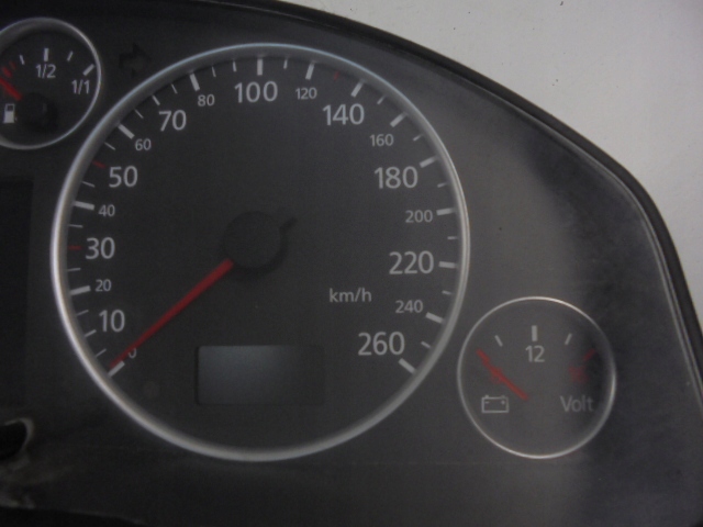фото №7, Audi a6 c5 счетчик приборы 1,9tdi lift fl 110,080,128/00