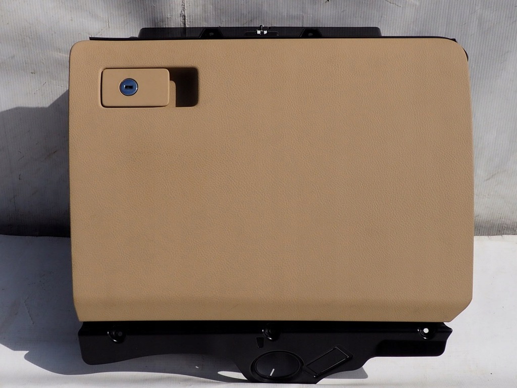 фото №1, Ap бардачок пасажира 3c1857097aq 7r3 passat b6