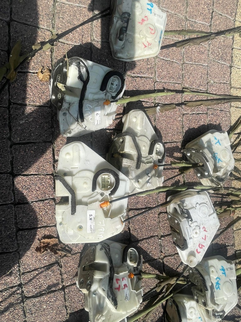 фото №1, Замок правый перед mazda cx-5 ii