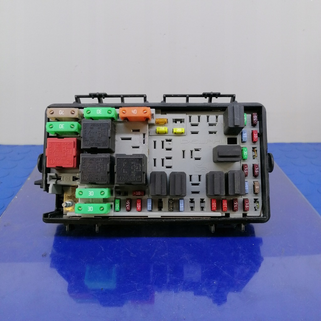 фото №1, Opel corsa d 1.0 коробка предохранителей 13217392ef