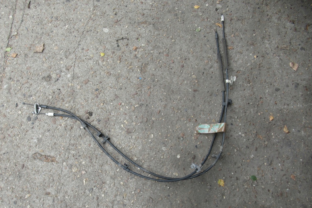 фото №1, Ford focus mk3 fl 17r троси гальма