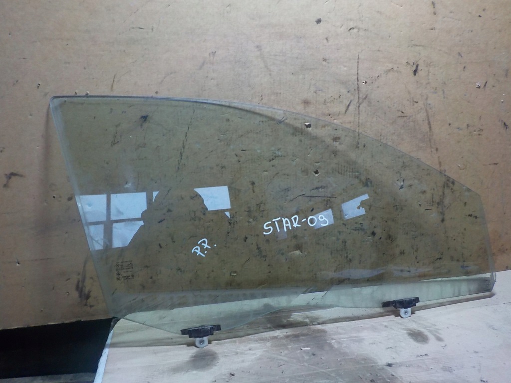 фото №3, Space star 1.0 стекло правое передние дверь