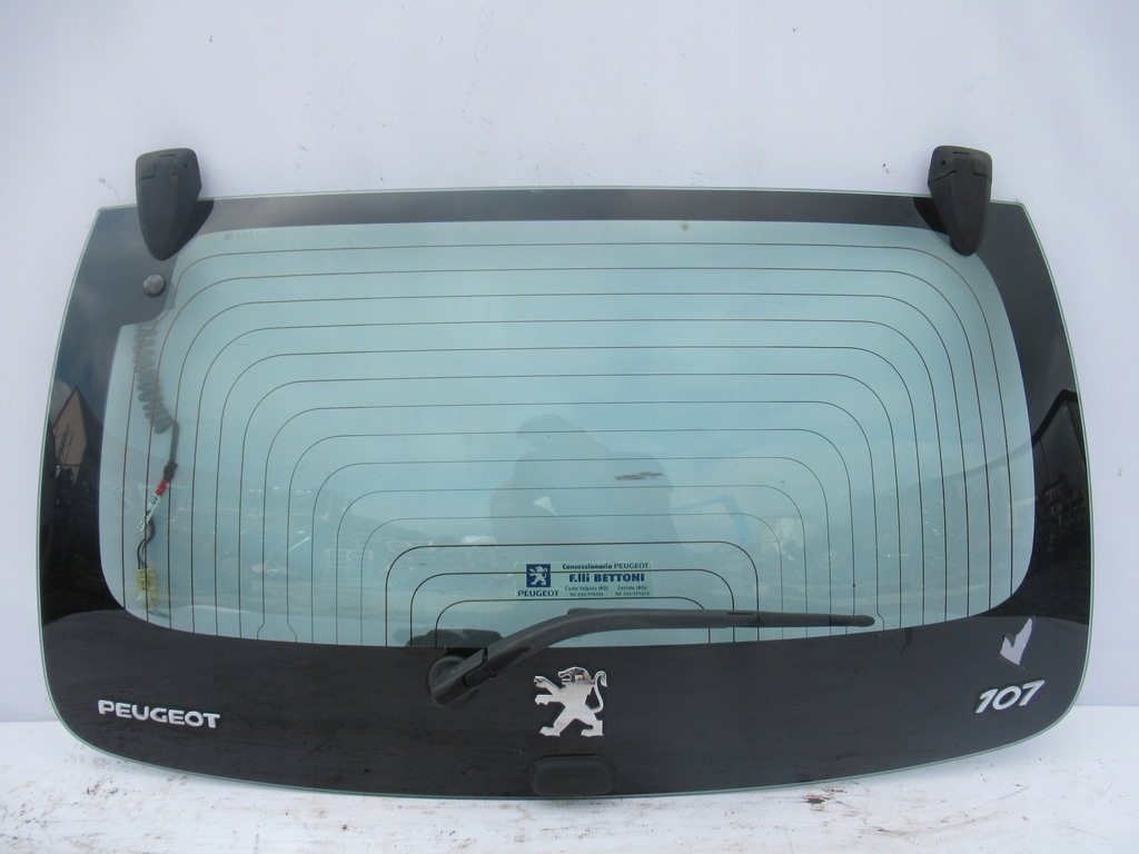 фото №1, Кришка багажника задня задня peugeot 107