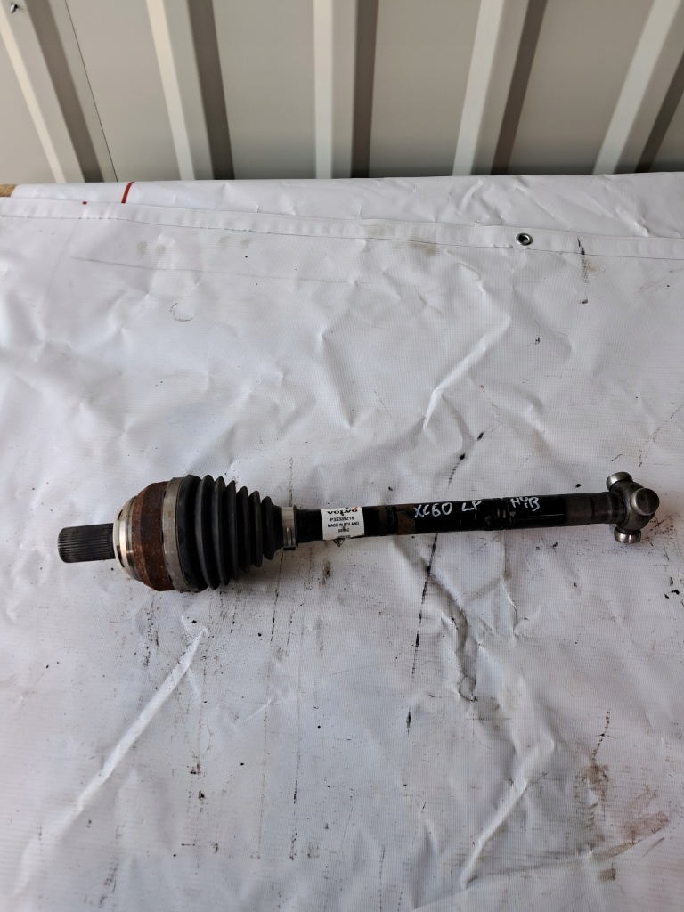 фото №1, Приводной вал левый перед volvo xc60 ii гибрид p32339218 32339218