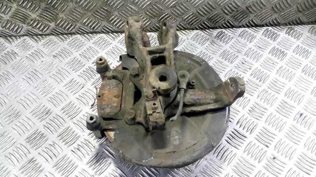 фото №1, Ступиця ліва задня do alfa romeo gtv spider