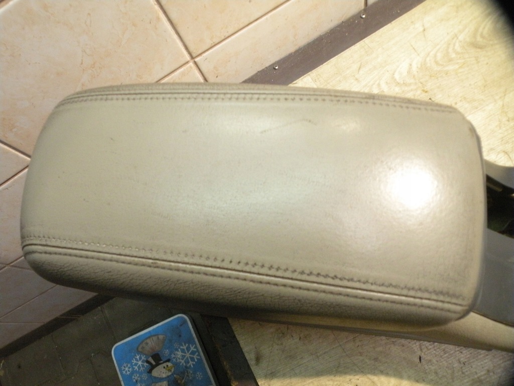 фото №5, Volvo s70 v70 97-00 туннель подлокотник кожа