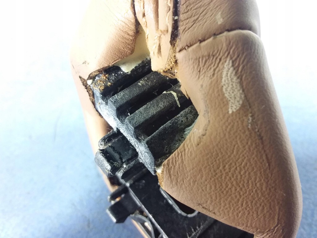 фото №7, Panamera i 970 кутик підлокітник обшивка лівий