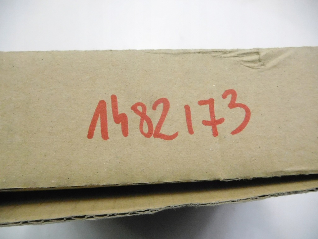 Прокладка дверь левых перед fiesta 02- 08 1482173 Цена