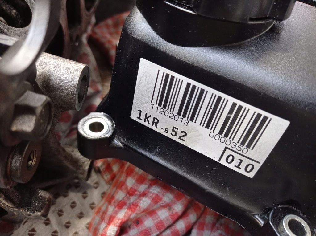 фото №12, Головка c1 107 aygo 1.0 1krb52