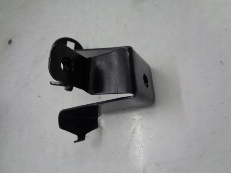 фото №1, Opel combo b кронштейн бампер перед