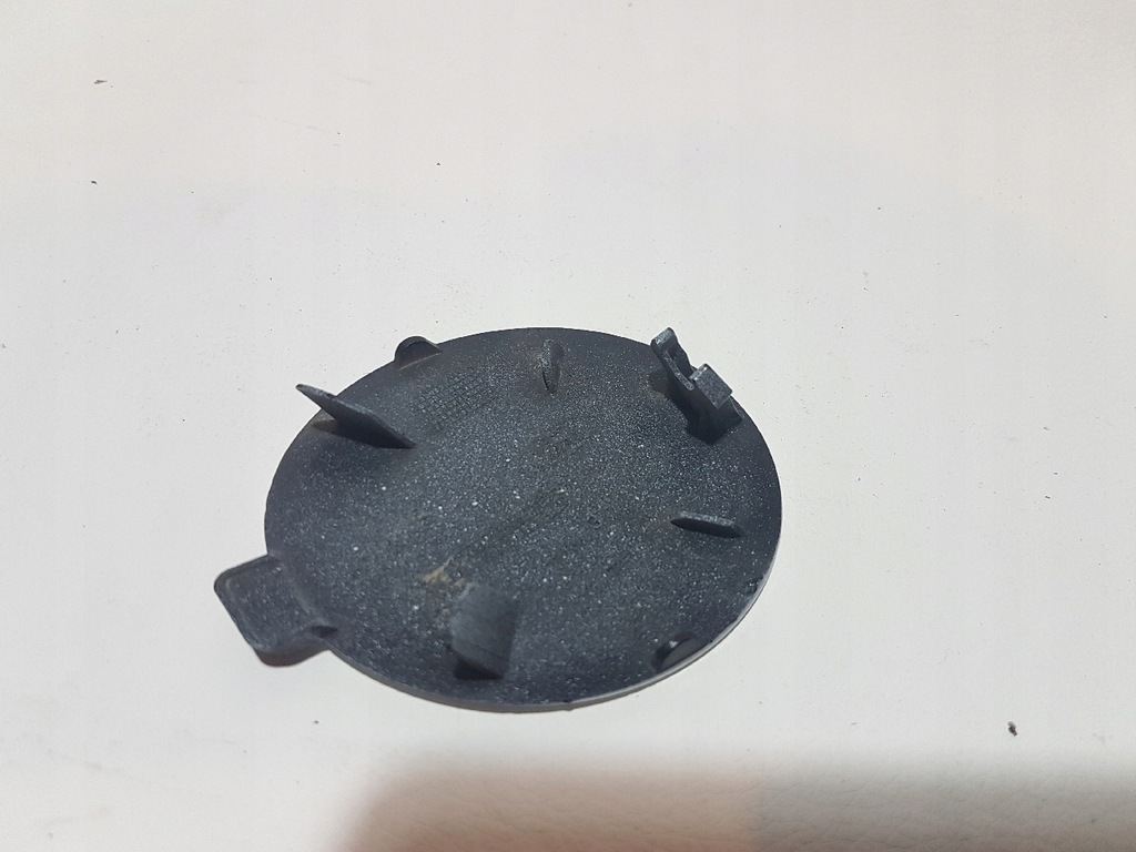 фото №8, Ford fiesta mk8 заглушка na hak бампер перед