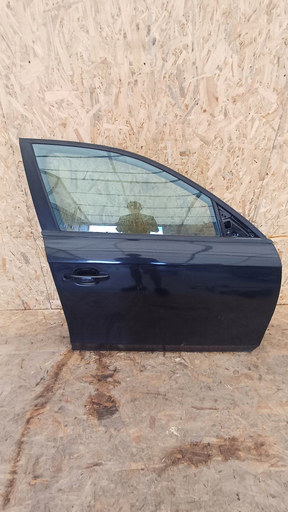 фото №1, Mercedes c-klasa w204 двері правий перед