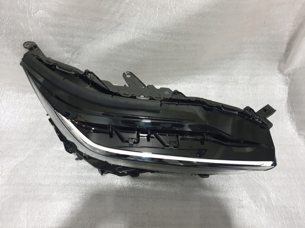 фото №7, Лампа передняя toyota bz4x full led комплект