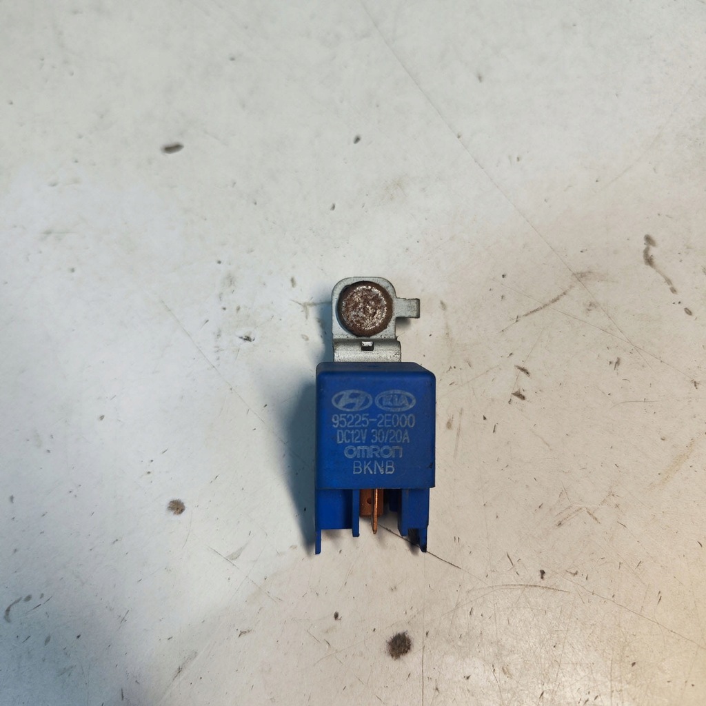 фото №1, Hyundai tucson i реле 95225-2e000