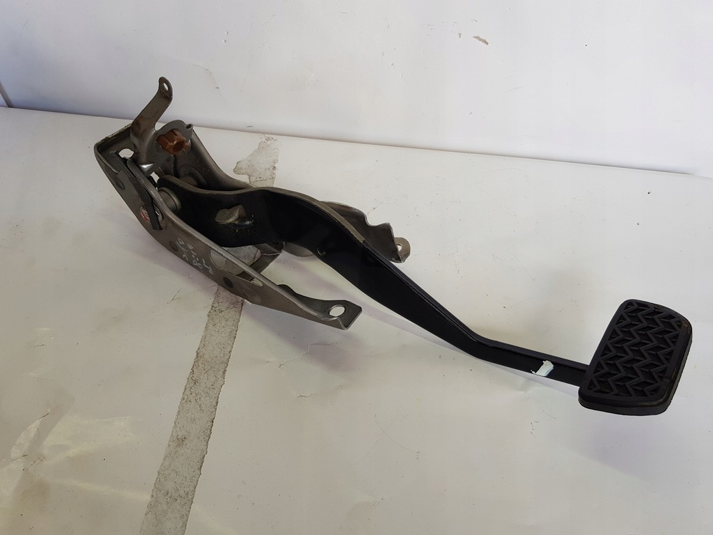 фото №1, Педаль гальма toyota verso автоматична коробка передач