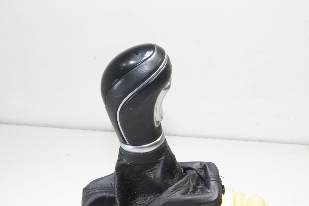 фото №8, Механізм перемикання передач hyundai i40 vf 467003zxxx 1.7l дизель 100kw 2012