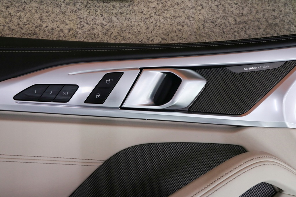 фото №12, Bmw 8 g15 салон сидіння individual шкіра merino вентиляція harman kardon