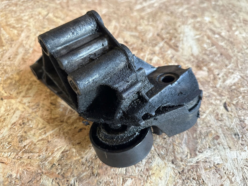 Ford focus 2001 с передний натяжитель ремень генератора Недорого