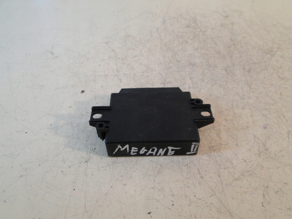 фото №1, Renault megane ii блок управления pdc 8200928682