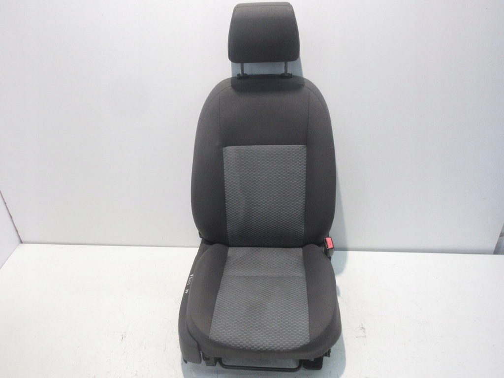 фото №1, Ford focus 2 mk2 ii 5d hb kombi сиденье перед передний правый