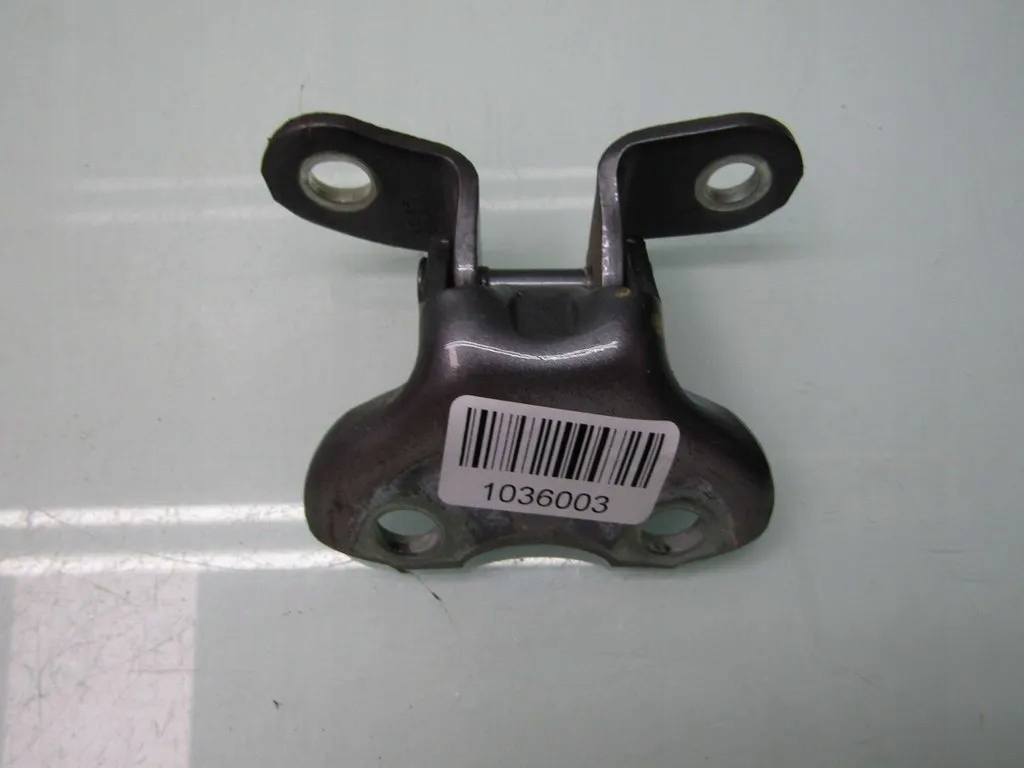 фото №1, Is iii 300h 14r петля дверь правый передний нижний