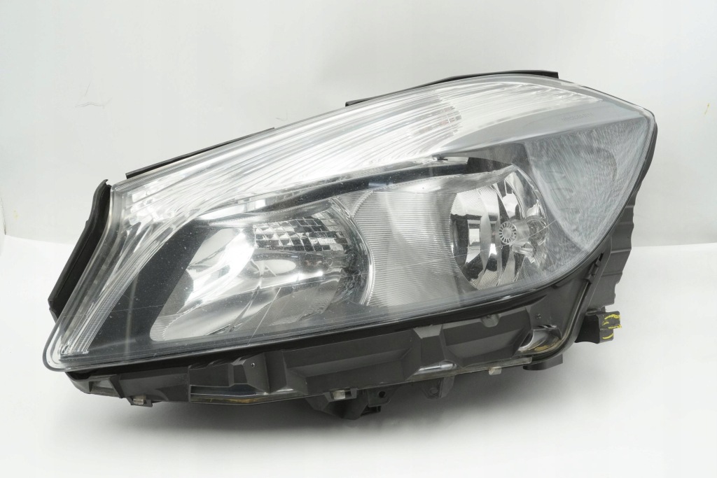 Купить Фара передняя левая mercedes a w176 a1768203861