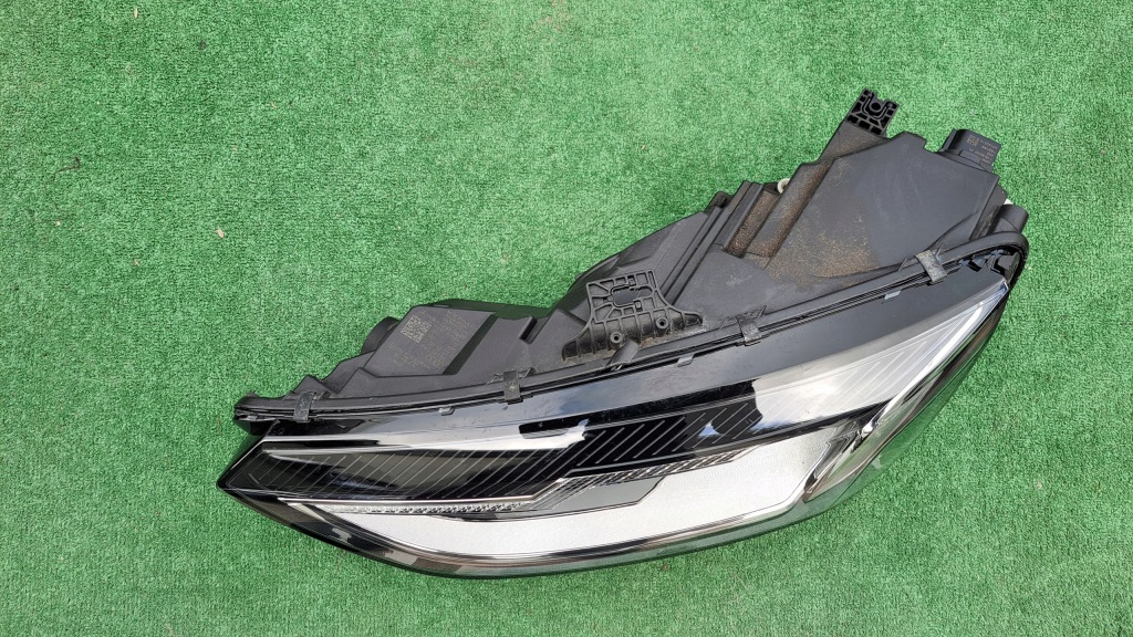 фото №3, Audi a4 8w0 lift full led лампа передня