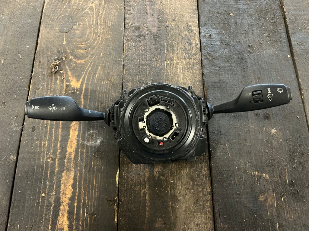 фото №1, Переключатель комбинированный bmw seria 1 f20 f21 9253753