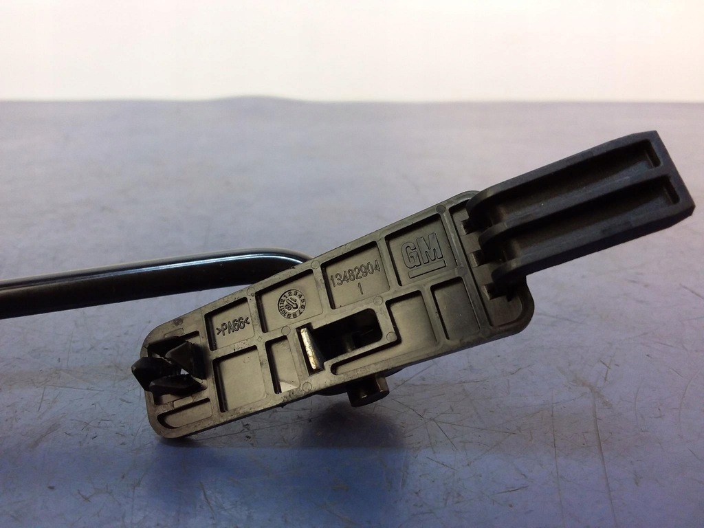 фото №4, Opel astra k опора капот