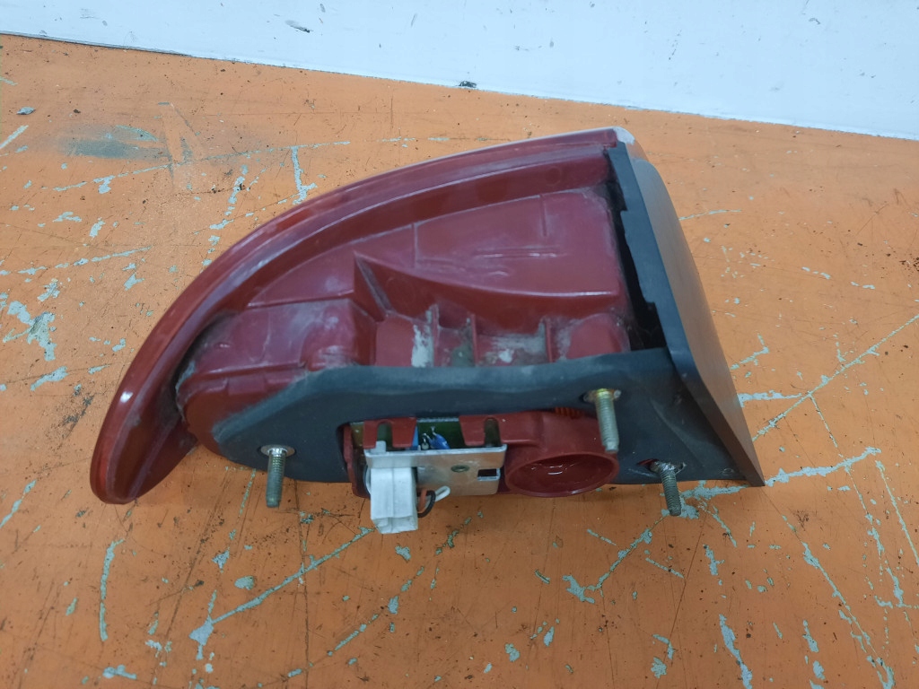 фото №4, Alfa romeo 166 98-07 лампа задняя правая наружная