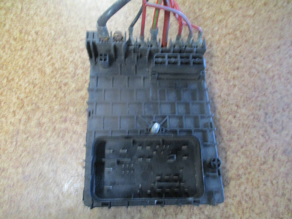 фото №1, Коробка предохранителей volkswagen 3c0937125