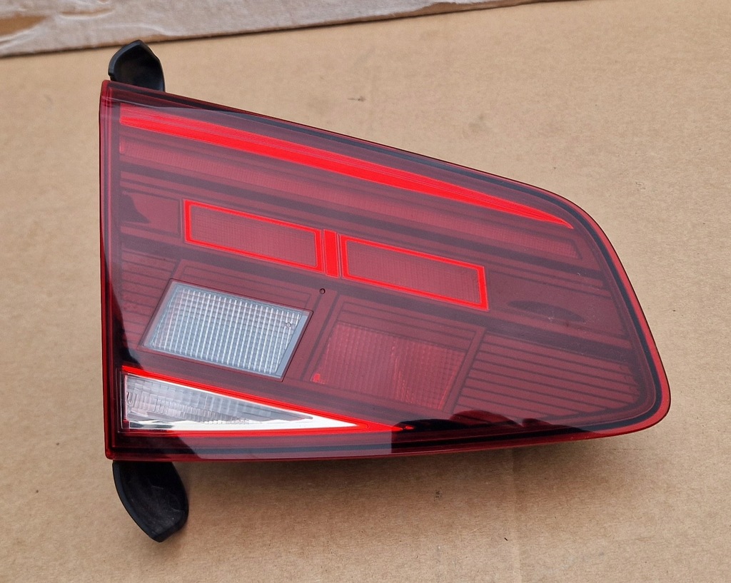 фото №1, Лампа passat b8 sedan 3g5945093d led ideał kpl led