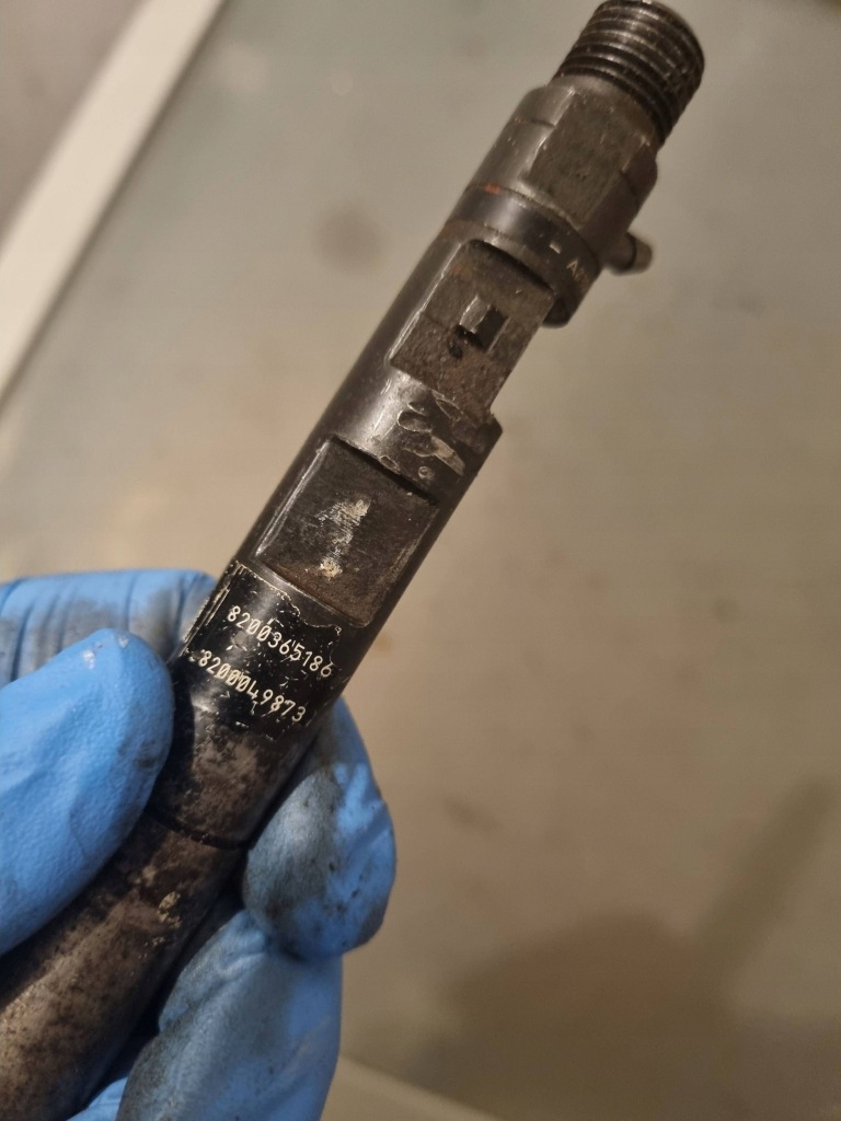 фото №5, Инжектор форсунка renault scenic ii 1.5 dci 8200365186 8200049873