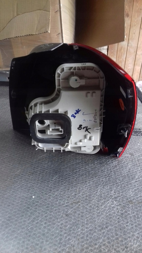 фото №12, Лампа лівий задня 6rg945095g vw polo v 2010-2015